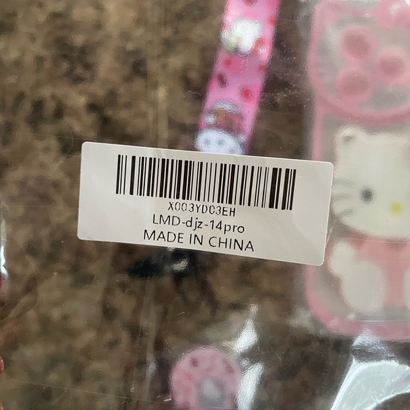 Hello Kitty iPhone 14 Pro phone case with wrist strap - Picture 2 of 2